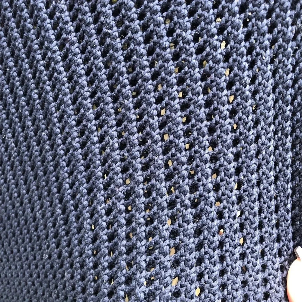 VINCE NAVY BLUE SLEEVELESS KNIT SWEATER - Picture 7 of 7